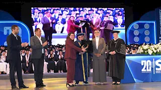 جامعة سيناء تحتفل بتخريج دفعة 2026.. ومحافظ الإسماعيلية يوجه رسالة للخريجين