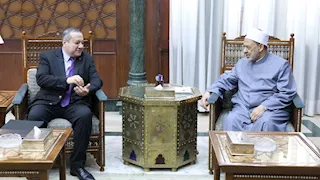 شيخ الأزهر يبحث مع رئيس "جودة التعليم" تطوير واعتماد المعاهد الأزهرية