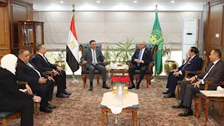 محافظ القليوبية ورئيس مجلس الدولة يبحثان تطوير منظومة العمل القضائي ببنها