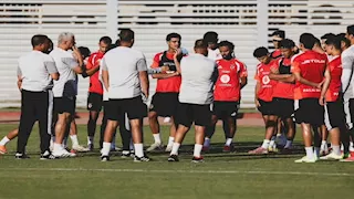 عودة الفريق للمران وغضب بسبب حكم القمة.. ماذا حدث بالأهلي أمس الإثنين؟