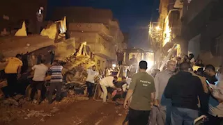 إصابة 4 أشخاص جراء انهيار منزل من 3 طوابق في كفر الشيخ
