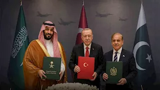 حلف مكة يعلن بدء تنفيذ "الدفاع المشترك" ونشر قوات في السعودية