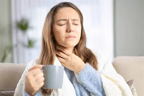 التهاب الحلق يزعجك؟ 6 علاجات منزلية قد تساعدك على تخفيفه