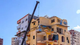 5 إجراءات اتخذتها محافظة الإسكندرية لدعم متضرري عقاري كرموز وأمبروزو - فيديو وصور