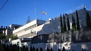 إسرائيل تُغلق القنصلية البريطانية في القدس ردًا على عقوبات المستوطنات