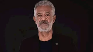 أشرف زكي يوضح حقيقة التحقيق مع محمود السراج بعد أزمة المنشورات المسيئة لمصر