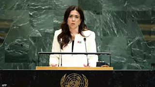 وزيرة الخارجية الإماراتية تلتقي بنظيرها الإيراني في طهران