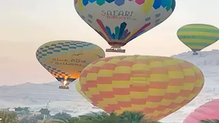   2200 سائح يحلقون في سماء الأقصر على متن 90 بالوناً