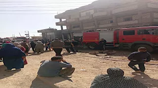  إصابة 3 أشخاص باختناق في حريق مصنع مراتب بالبحيرة -صور