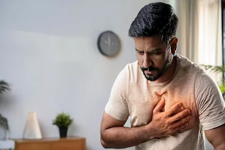 الضغط النفسي يسبب مضاعفات تشبه النوبة القلبية.. ما هي متلازمة "القلب المكسور"؟