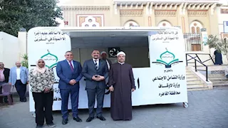 آلاف الوجبات بالمجان يوميًا.. تفاصيل مشروع "زاد آل البيت" لإطعام الأسر الأولى بالرعاية - صور