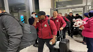 6 صور من وصول بعثة الجيش الملكي للقاهرة لمواجهة الأهلي