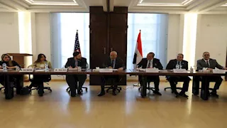 "غرفة الإسكندرية" تستقبل المستشار الزراعي بالسفارة الأمريكية لبحث التعاون (صور)