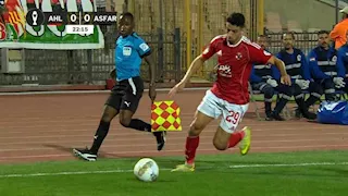 طاهر محمد: هدفنا التتويج بدوري الأبطال.. وتوروب تحدث معنا بسبب إهدار الفرص