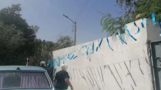 بالصور- سائحة بلجيكية تقيم أجواء رمضان في منزلها بالبر الغربي بالأقصر