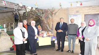 مدير تعليم الجيزة يشهد المراجعات المجانية لطلاب الثانوية العامة بالعجوزة