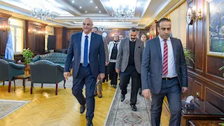 "حلول عاجلة للمواطن".. محافظ الإسكندرية الجديد يبدأ مهامه من الديوان العام