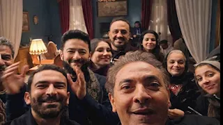 "سيلفي الأموات".. فتحي عبدالوهاب يروج للحلقة الجديدة من "المداح: أسطورة النهاية"