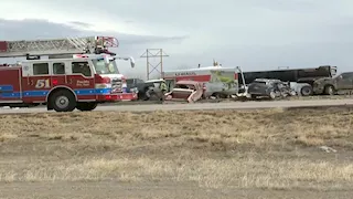 بسبب الرياح.. 4 قتلى وعشرات المصابين في حادث تصادم 30 مركبة بـ أمريكا