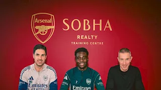 "الأغلى في النادي".. آرسنال يعلن تجديد عقد بوكايو ساكا رسميًا