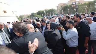 صور.. تشييع جثمان شقيقة النائب محمد أبو العينين من مسجد الشرطة 