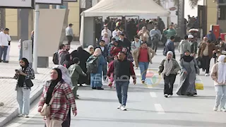 معرض القاهرة للكتاب.. توافد جماهيري لحضور فعاليات اليوم الاثنين- صور 