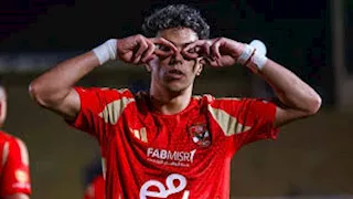 إمام عاشور ينشر صورة جديدة بعد التوجه لأداء مناسك العمرة