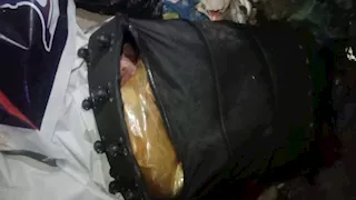 علاقة محرمة وجثة في حقيبة.. تفاصيل صادمة في جريمة الأزاريطة بالإسكندرية 