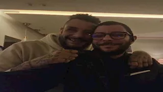 أحمد الفيشاوي يقبل رأس شقيقه: "ربنا يخليك ليا ونفضل مع بعض علي طول"