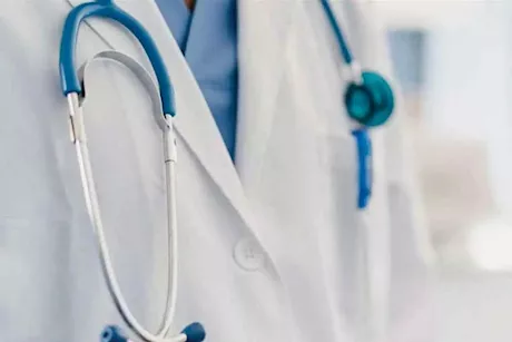 نقابة الصيادلة تطالب وزير الصحة بتكليف دفعة 2023 بالكامل.. وترفض قصرها على 45%