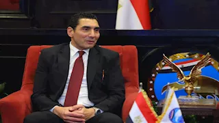 اجتماع هام لوزير الشباب والرياضة بشأن ستاد النادي المصري الجديد