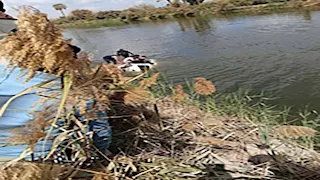 بالصور- مصرع وإصابة 7 في انقلاب ميكروباص داخل ترعة بالمنيا