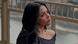 الأسود عنوان الأناقة.. أسماء أبو اليزيد بإطلالة راقية 