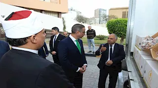 استعدادًا للتوزيع.. "الجيزة" تتسلم 4 أطنان لحوم صكوك الإطعام من "الأوقاف"