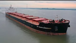 ميناء شرق بورسعيد يستقبل ثالث أكبر سفينة صب جاف 