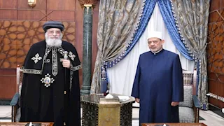 البابا تواضروس الثاني يطمئن هاتفيًا على شيخ الأزهر (تفاصيل)