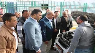 محافظ السويس يتفقد جاهزية معدات الطوارئ والتدخل السريع -صور