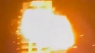 بالفيديو.. إيران تستهدف مناطق حيوية في البحرين بطائرات مسيرة