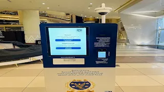 في ثوانٍ.. كيف تستخرج رخصة سيارتك دون الذهاب للمرور؟ | فيديو  