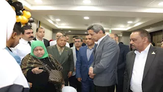 6 أقسام مطورة.. محافظ السويس يتفقد وحدة "الكلى والجهاز الهضمي" (صور)