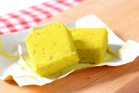 مرق الدجاج – طبيبة تحذر من مخاطرها على صحة الأطفال