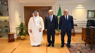 النائب العام ونظيره القطري يزوران الأمين العام لجامعة الدول العربية لبحث تعزيز التعاون القضائي العربي 
