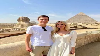 إيفانكا ترامب تزور الأهرامات بصحبة أسرتها.. وتتناول الغداء في مطعم خوفو 