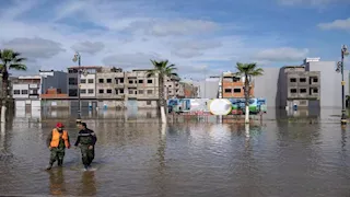 وكالة البيئة البريطانية تحذر من فيضانات متوقعة