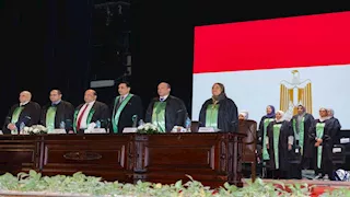 نائبا رئيس جامعة القاهرة: طب قصر العيني مقصد من يسعى للمعرفة 