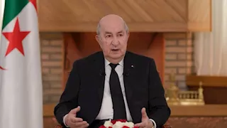 رئيس الجزائر: السيسي أخ بالنسبة لى والجيش المصري أول من ساعدنا في 1963 