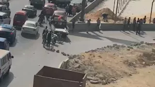 انقلاب سيارة محملة بالوقود على محور حسب الله الكفراوي | صور