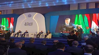 رئيس الأكاديمية العربية: الممرات اللوجستية الذكية مستقبل الاقتصاد العالمي- صور