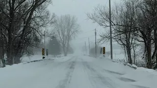 إلغاء مئات الرحلات وشلل مروري.. الطقس القارس يُحوّل نيويورك إلى مدينة مجمّدة