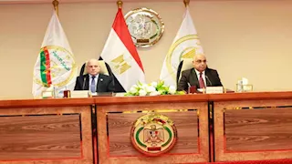 وزير العدل ورئيس النيابة الإدارية يشهدان مراسم أداء اليمين للمعاونين الجدد | صور